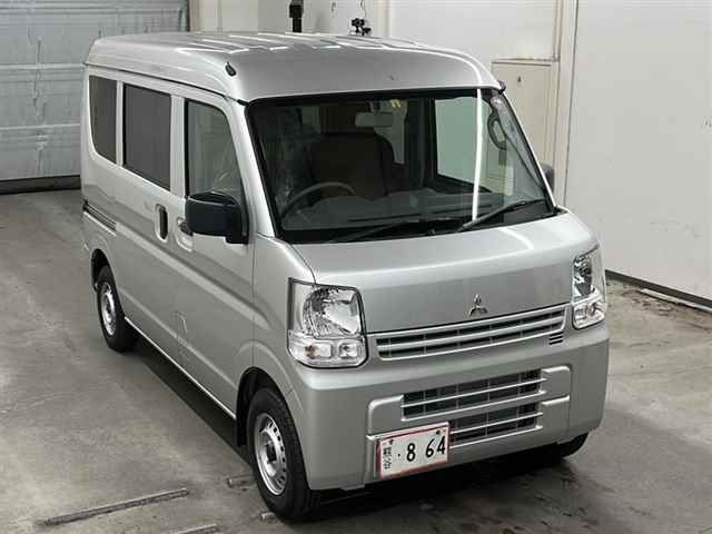 111 Mitsubishi Minicab van DS17V 2023 г. (MIRIVE Saitama)